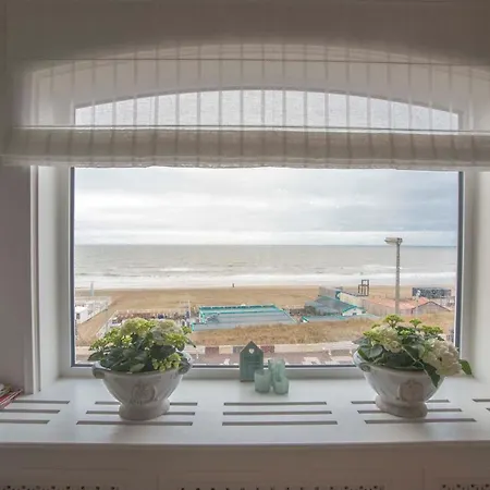 Sea View *
